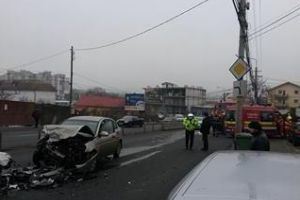 Șofer reţinut de poliţie după un accident pe strada Frunzişului