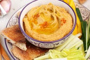 Hummus cu ardei copti