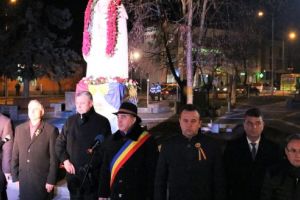 FOTOGALERIE: Ministrul Educaţiei Naţionale, Liviu Pop, premiat la Târgu-Mureş de Ziua Naţională a Culturii