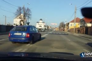 VIDEO. Einstein de Satu Mare. Rămâne fără permis pentru această depăşire