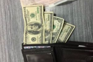 Câţi ROMÂNI nu şi-au plătit ratele la CREDITE 
