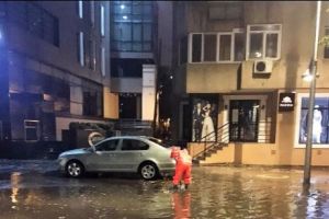 Inundaţii, după ploaia torenţială de la Timişoara