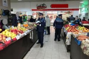 Razie în Mărăşti şi centru. Câte amenzi au dat oamenii legii în doar câteva ore FOTO