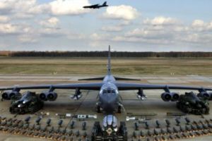 Tatonările s-au TERMINAT! BOMBARDIERELE NUCLEARE ale SUA sunt pe POZIȚII! Mobilizare militară în Guam