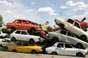 Plafon de 35.000 de euro pentru achiziţia autoturismelor „verzi” de către autorităţile şi instituţiile publice (proiect)