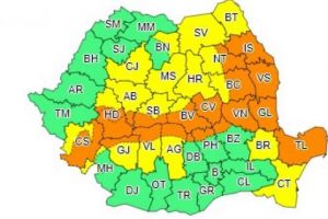 Braşovul sub Cod Portocaliu de vânt, viscol şi zăpadă troienită. CNAIR, pregătită să intervină