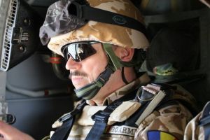 Eveniment de exceptie la Brigada 9 Mecanizata Marasesti. Subofiter decorat de americani pentru rezultatele obtinute in Afganistan (galerie foto)  