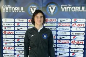 Duce numele Pitu mai departe in fotbal: La 15 ani si sapte luni, Alexi Pitu a debutat la FC Viitorul. Contra lui Galatasaray!