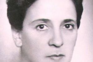 Povestea IMPRESIONATĂ a PRIMEI femei PREMIER din România. Avea studii la HARVARD şi IUBEA să AJUTE oameni 