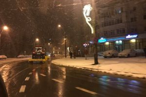 Galaţiul sub cod portocaliu de viscol: 129 de utilaje au fost scoase pe străzi