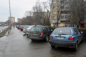 Parcări, construcţii, executări. Veniturile oraşului au crescut anul trecut cu 3,3 milioane euro