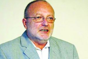 La Teatrul Cîrnaţional, Ceauşescu e pe val