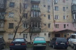 Descinderi în forţă la interlopii care s-au duelat cu parul, vineri, în Oraviţa