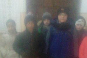 FOTO. Elevii îngheaţă de frig la o şcoală din judeţul Satu Mare. Părinţii sunt revoltaţi: ,,Să vă fie ruşine!”