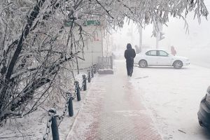 O femeie a iesit la plimbare 15 minute pe o temperatura de -47 de grade! Cum arata cand s-a intors acasa
