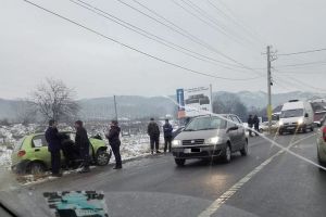 Comăneşti: accident rutier provocat de un şofer cu o alcoolemie de 1,23
