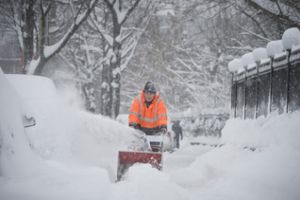 Ninsoarea face prăpăd: Şcolile din Sinaia au fost închise