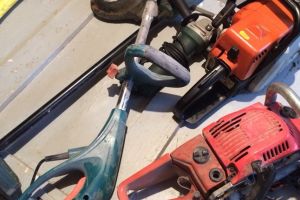 Tineri prinsi dupa ce au spart o casa din Remetea Mica si au furat bunuri in valoare de 23.000 de euro