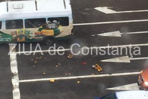 Atentie soferi. Un semafor a fost smuls de vant la Constanta, in intersectia de la Trocadero