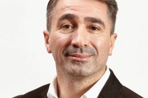 Șeful Consiliului Judeţean Neamţ, Ionel Arsene, reţinut de DNA. El este acuzat că, în 2013, a primit mită 100.000 de euro