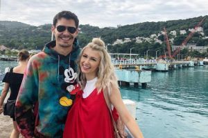 Andreea Bălan va deveni din nou mămică? Vedeta s-a întors din vacanţă şi a mărturisit tot