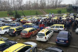 Controale drastice la taximetrişti. Comisarii din Cluj îi iau la puricat