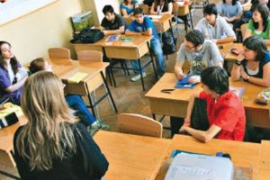 Trei şcoli din judeţul Sibiu închise din cauza întreruperii energiei electrice