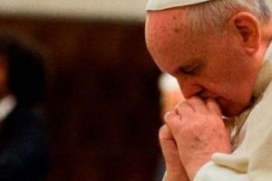 Papa Francisc, gest în PREMIERĂ. Acţiunea Suveranului Pontif a fost VIRALIZATĂ