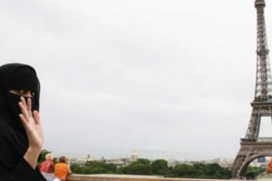 Franţa refuză să repatrieze familiile jihadiştilor ISIS de origine franceză din Siria