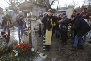 La 7 ani de la moartea cantautorului, Golanii lui Paţurcă sunt din ce în ce mai puţini 