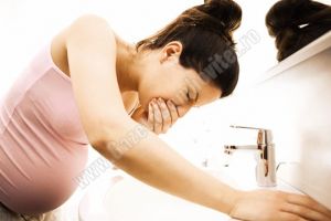 O GRAVIDĂ INFORMATĂ: Sarcina toxică