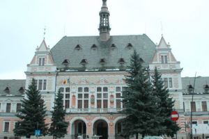 Salariile angajaţilor CJ vor fi majorate. Din nou. Preşedintele Bobora: „Acum un an de ce nu se interesa nimeni de salariile din administraţie (unele destul de mici pe-atunci – n.red.)?”