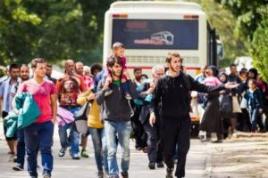 AUSTRIA critică ţările care nu primesc REFUGIAȚI, dar adaugă: „Nici IMIGRANȚII nu sunt pregătiţi să meargă în (...) ROMÂNIA”  