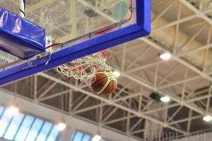 Baschetbaliştii de la CSM CSU ţintesc a zecea victorie din campionat în jocul cu BC Mureş