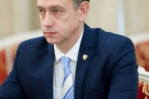 FIFOR „face curăţenie” până intră DĂNCILĂ în joc. Un şef important din Guvern a fost DEMIS