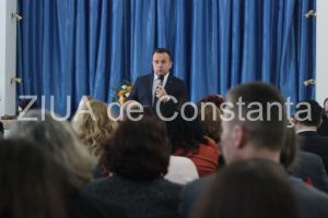 Imagini de la eveniment. Ministrul Educatiei Nationale a ajuns la Constanta. Participa la o intalnire cu inspectorii si directorii scolari 