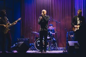 Concert texas blues Straight From The Bottle