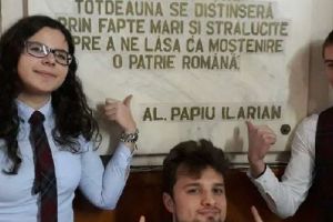 Trei colegi de clasă de la “Papiu”, admişi la Oxford