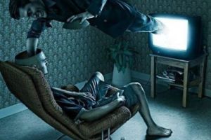 Atac la „SCLAVII Securităţii din PRESĂ şi de pe FACEBOOK”