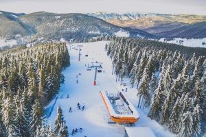 Schi în Bihor! Unde pot schia şi la ce preţuri iubitorii de mişcare din judeţ