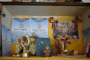 Ansamblul folcloric Speranta“ al tinerilor cu nevoi speciale, pe podiumul mai multor concursuri (galerie foto)