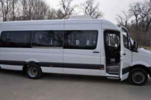 Un minor clujean a furat două microbuze şi apoi le-a abandonat. Ce a URMAT