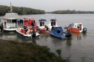 TRAGEDIE pe Dunăre. PESCAR DISPĂRUT ÎN ACCIDENT NAVAL 