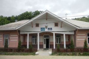 „Spargere” în sediul Primăriei Filipeni