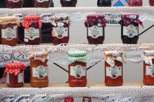 FOTOGALERIE: Doi ani de  produse locale sănătoase la Local Farmers’ Market