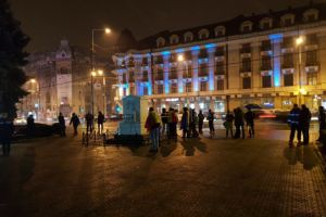 Protestul de la Ploiesti a fost o fâsâialã. 20 de oameni au stat 15 minute 