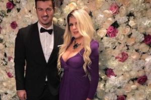 BOMBA anului 2018. Elena Udrea este ÎNSĂRCINATĂ. TENSIUNEA a ATINS COTE MAXIME pentru politician. Culise INCREDIBILE