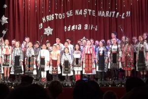 FOTO: Festivalul-Concurs „Hristos Se naşte, măriţi-L!”, la Reghin