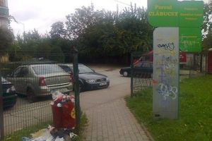 Parcul Clabucet, vandalizat in repetate randuri de indivizi fara bun simt