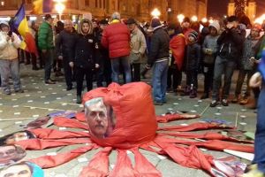 Protest in Piata Operei: Mai mult ca niciodata, Timisoara implicata!